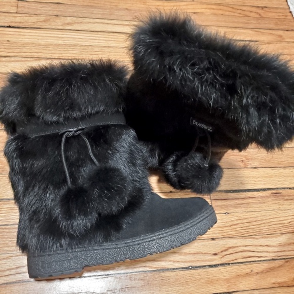 BearPaw Tama II Pom Pom rabbit fur boots